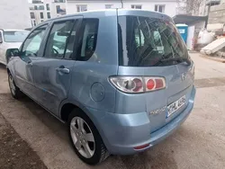 Grau Gebraucht 2007 Mazda 2 Active Limousine | 2.100 € (Fairer Preis)