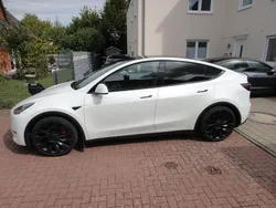 Weiß Gebraucht 2022 Tesla Model Y Performance SUV | 38.300 € (Fairer Preis)