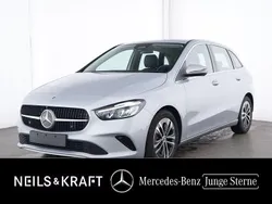 Schwarz Gebraucht 2024 Mercedes B180 Van / Kleinbus | 29.880 € (Superpreis)