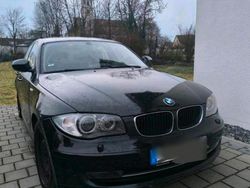 Schwarz Gebraucht 2009 BMW 120 Kleinwagen | 3.500 € (Fairer Preis)