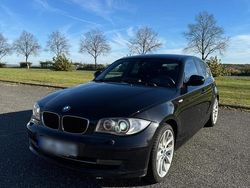 Schwarz Gebraucht 2010 BMW 118 Kleinwagen | 5.300 € (Etwas zu teuer)