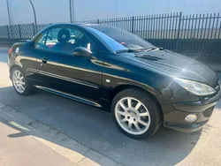 Schwarz Gebraucht 2003 Peugeot 206 CC Platinum Cabrio | 998 € (Guter Preis)
