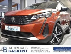 Braun Gebraucht 2021 Peugeot 5008 GT Van / Kleinbus | 30.990 € (Etwas zu teuer)