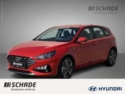 Rot Gebraucht 2024 Hyundai i30 Trend Limousine | 24.750 € (Fairer Preis)