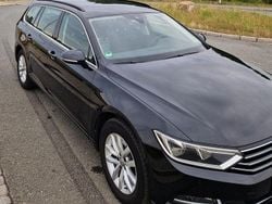 Schwarz Gebraucht 2019 VW Passat Pro Kombi | 17.500 € (Fairer Preis)