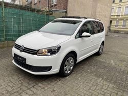 Weiß Gebraucht 2014 VW Touran Comfortline Van / Kleinbus | 9.600 € (Guter Preis)