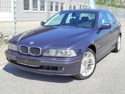 Blau Gebraucht 2001 BMW 535 Limousine | 7.999 € (Guter Preis)
