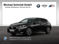 Saphirschwarz Gebraucht 2024 BMW 120 Sport Line Kleinwagen | 32.130 € (Superpreis)