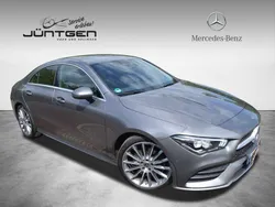 Grau Gebraucht 2019 Mercedes CLA200 AMG line Coupé | 32.444 € (Teuer)