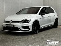 Weiß Gebraucht 2020 VW Golf VII R Limousine | 34.994 €