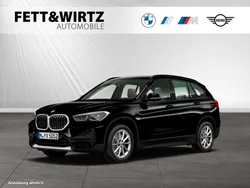 Schwarz uni Gebraucht 2022 BMW X1 Sport Line SUV | 25.490 € (Fairer Preis)