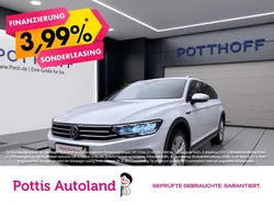 Weiss Gebraucht 2023 VW Passat Alltrack Kombi | 29.337 € (Guter Preis)