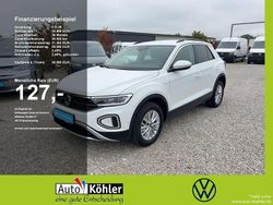 Pure white Gebraucht 2024 VW T-Roc Life SUV | 20.080 € (Superpreis)