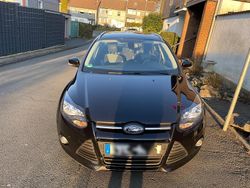 Schwarz Gebraucht 2012 Ford Focus Champions Edition Kombi | 4.350 € (Guter Preis)