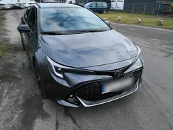 Grau Gebraucht 2024 Toyota Corolla Kombi | 29.000 € (Teuer)