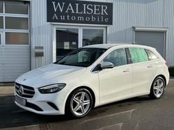 Weiß Gebraucht 2019 Mercedes 180 Limousine | 15.550 € (Guter Preis)