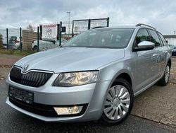 Silber Gebraucht 2013 Skoda Octavia Ambition Kombi | 6.350 € (Guter Preis)