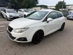 Weiß Gebraucht 2009 Seat Ibiza SC Sport Kleinwagen | 2.500 € (Fairer Preis)