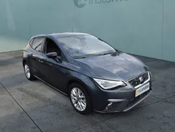 Grau Gebraucht 2024 Seat Ibiza FR Limousine | 18.250 € (Fairer Preis)