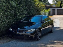 Schwarz Gebraucht 2010 BMW 325 M Sport Coupé | 15.900 €