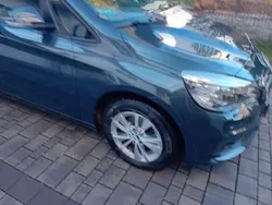 Grau Gebraucht 2016 BMW 218 Active Tourer Sport Line Van / Kleinbus | 11.200 € (Superpreis)