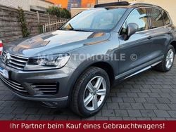 Grau Gebraucht 2017 VW Touareg R-line Plus SUV | 24.998 € (Fairer Preis)