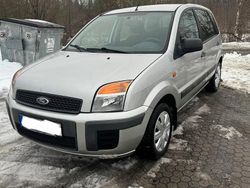 Silber Gebraucht 2010 Ford Fusion Kombi | 2.599 € (Fairer Preis)