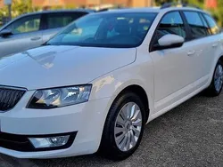 Weiß Gebraucht 2015 Skoda Octavia Kombi | 8.990 € (Fairer Preis)