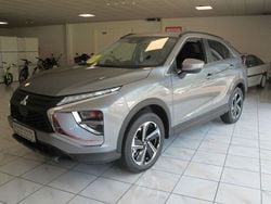 Grau Gebraucht 2024 Mitsubishi Eclipse Cross Basis SUV | 30.000 € (Fairer Preis)
