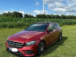 Rot Gebraucht 2018 Mercedes E300 AMG line Kombi | 31.000 € (Etwas zu teuer)