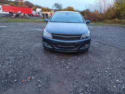 Grau Gebraucht 2008 Opel Astra GTC Coupé | 2.500 € (Guter Preis)