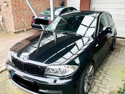 Schwarz Gebraucht 2010 BMW 123 Performance Kleinwagen | 6.899 € (Guter Preis)