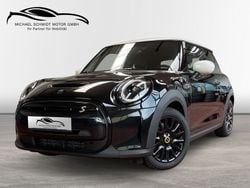 Schwarz Gebraucht 2023 Mini Cooper SE Classic Kleinwagen | 17.900 € (Guter Preis)