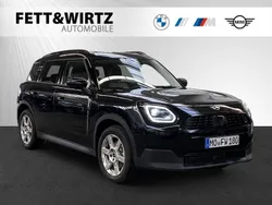 Schwarz Gebraucht 2024 Mini Countryman SUV | 40.990 € (Etwas zu teuer)