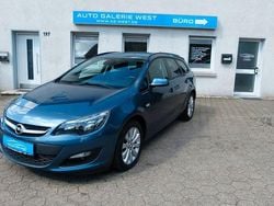 Blau Gebraucht 2015 Opel Astra Style Kombi | 6.290 € (Guter Preis)
