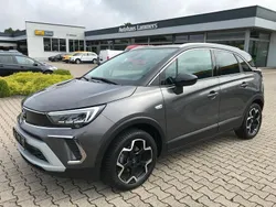 Grau Gebraucht 2024 Opel Crossland Ultimate SUV | 19.490 € (Fairer Preis)