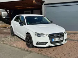 Weiß Gebraucht 2014 Audi A3 Kleinwagen | 10.995 € (Fairer Preis)