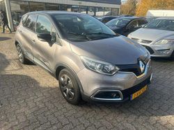 Grau Gebraucht 2014 Renault Captur Dynamique SUV | 2.950 € (Superpreis)