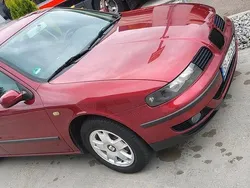 Rot Gebraucht 1999 Seat Toledo Limousine | 2.450 € (Etwas zu teuer)