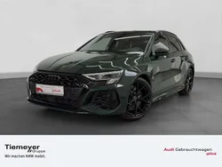 Grün Gebraucht 2024 Audi RS3 Sportback Sport Kleinwagen | 55.480 € (Etwas zu teuer)