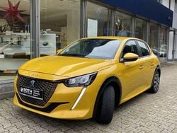 Faro gelb metallic (metallic) Gebraucht 2020 Peugeot e-208 Active Kleinwagen | 14.900 € (Fairer Preis)