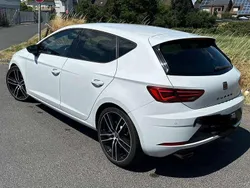 Weiß Gebraucht 2019 Seat Leon Limousine | 21.500 € (Fairer Preis)
