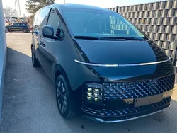 Schwarz Neu 2025 Hyundai Staria Signature Van | 56.890 €