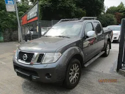 Blau Gebraucht 2013 Nissan Navara Abholung | 8.400 €