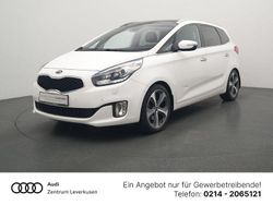 Weiß Gebraucht 2015 Kia Carens Spirit Van / Kleinbus | 6.980 € (Fairer Preis)
