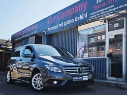 Grau Gebraucht 2013 Mercedes B180 Van / Kleinbus | 13.299 € (Etwas zu teuer)