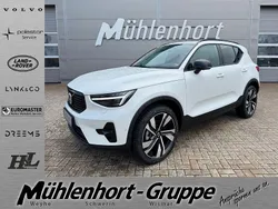 Weiß Gebraucht 2024 Volvo XC40 Ultra SUV | 42.900 € (Teuer)