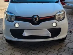 Weiß Gebraucht 2015 Renault Twingo Life Kleinwagen | 4.999 € (Fairer Preis)