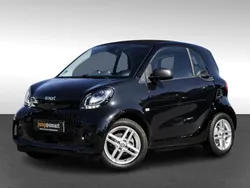 Schwarz Gebraucht 2022 Smart ForTwo Electric Drive Coupé | 9.190 € (Guter Preis)