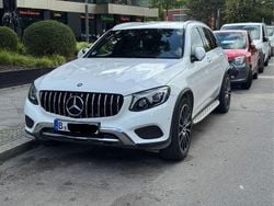 Weiß Gebraucht 2015 Mercedes GLC220 AMG line SUV | 21.900 € (Fairer Preis)
